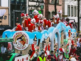 Kölner Karneval o maior carnaval de colonia